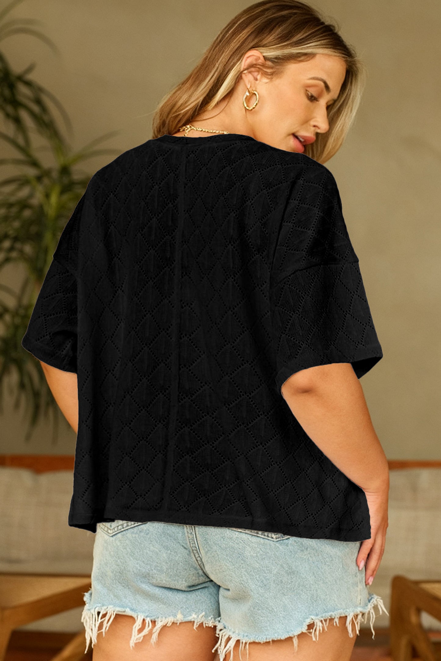 Top Holgado de Punto Calado Rombos con Cuello V Talla Grande Negro