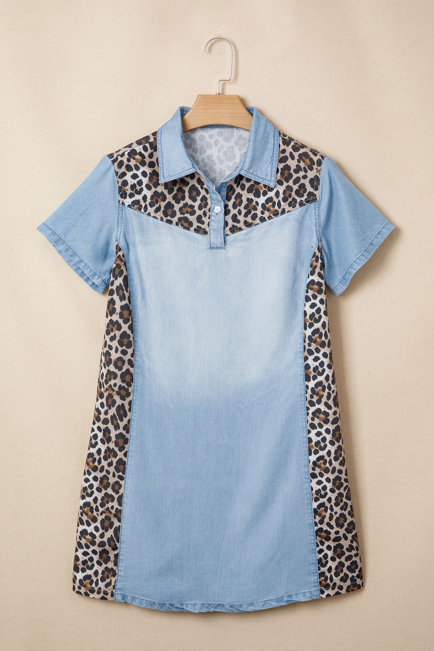 Minivestido con cuello de camisa Myosotis Denim con bloques de color y retales de leopardo