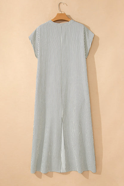 Vestido largo de manga corta con volantes y botones hasta la mitad, de rayas negras