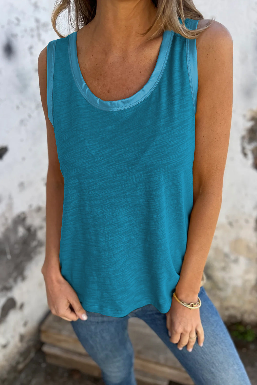 Tan Metallic Sheen Edge Scoop Neck Tank Top - Snoopy's Closet