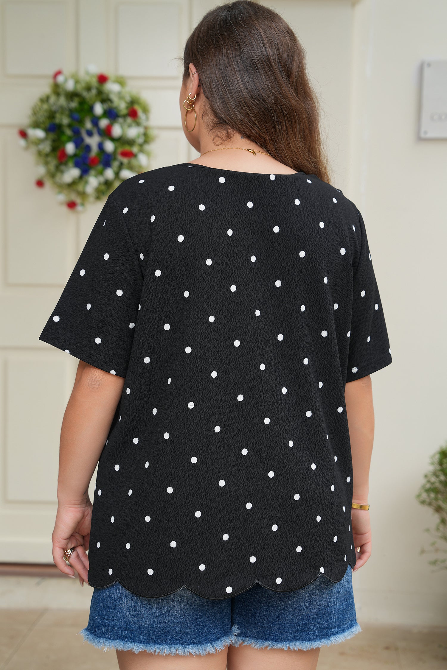 Black Plus Size Dotted Casual T Shirt - Snoopy's Closet