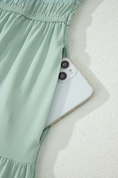 Vestido maxi escalonado de cintura alta con cuello en V y manga corta abullonada en color sólido Aqua claro