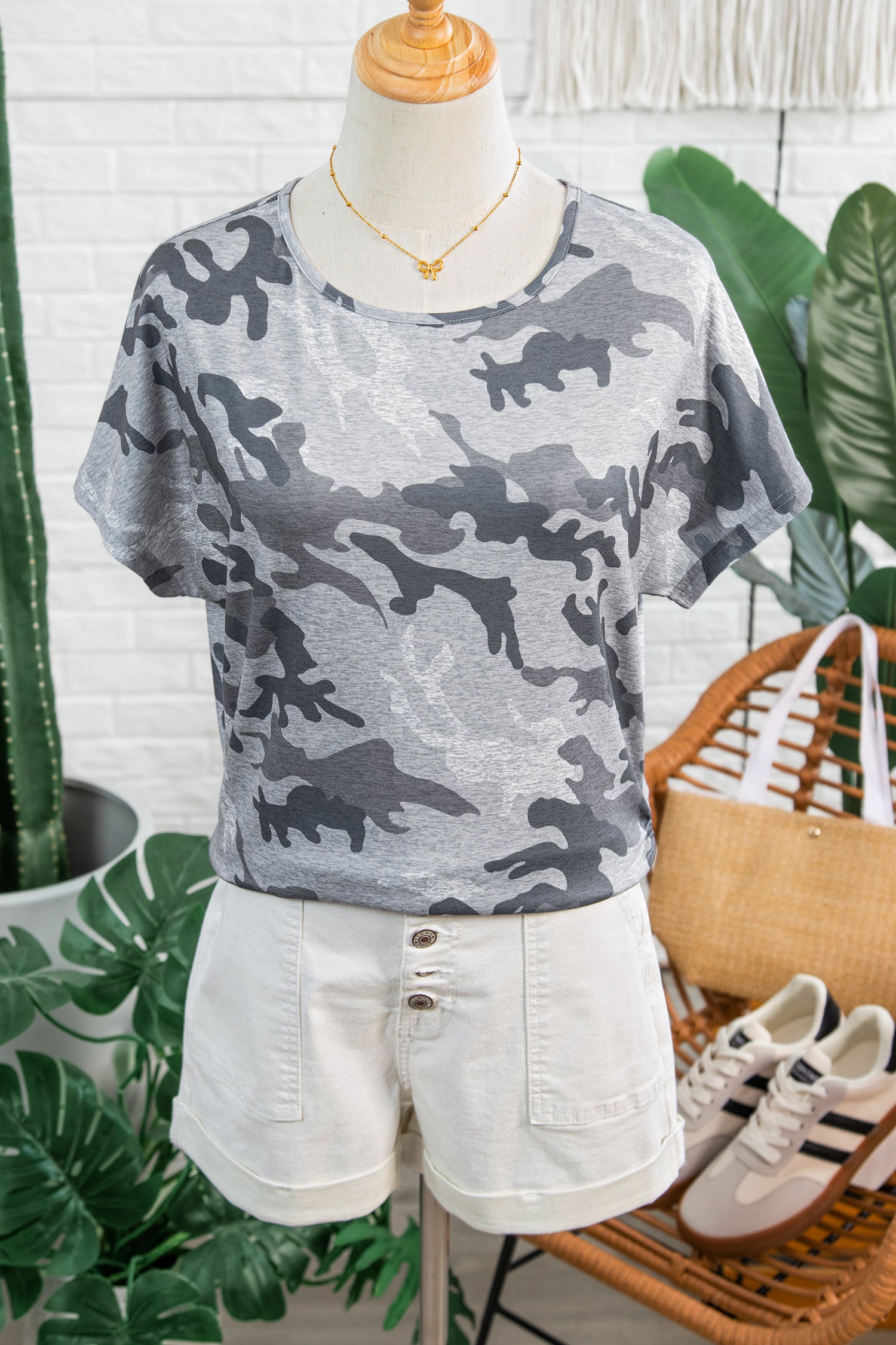 Gray Camouflage Print Round Neck T Shirt - Snoopy's Closet