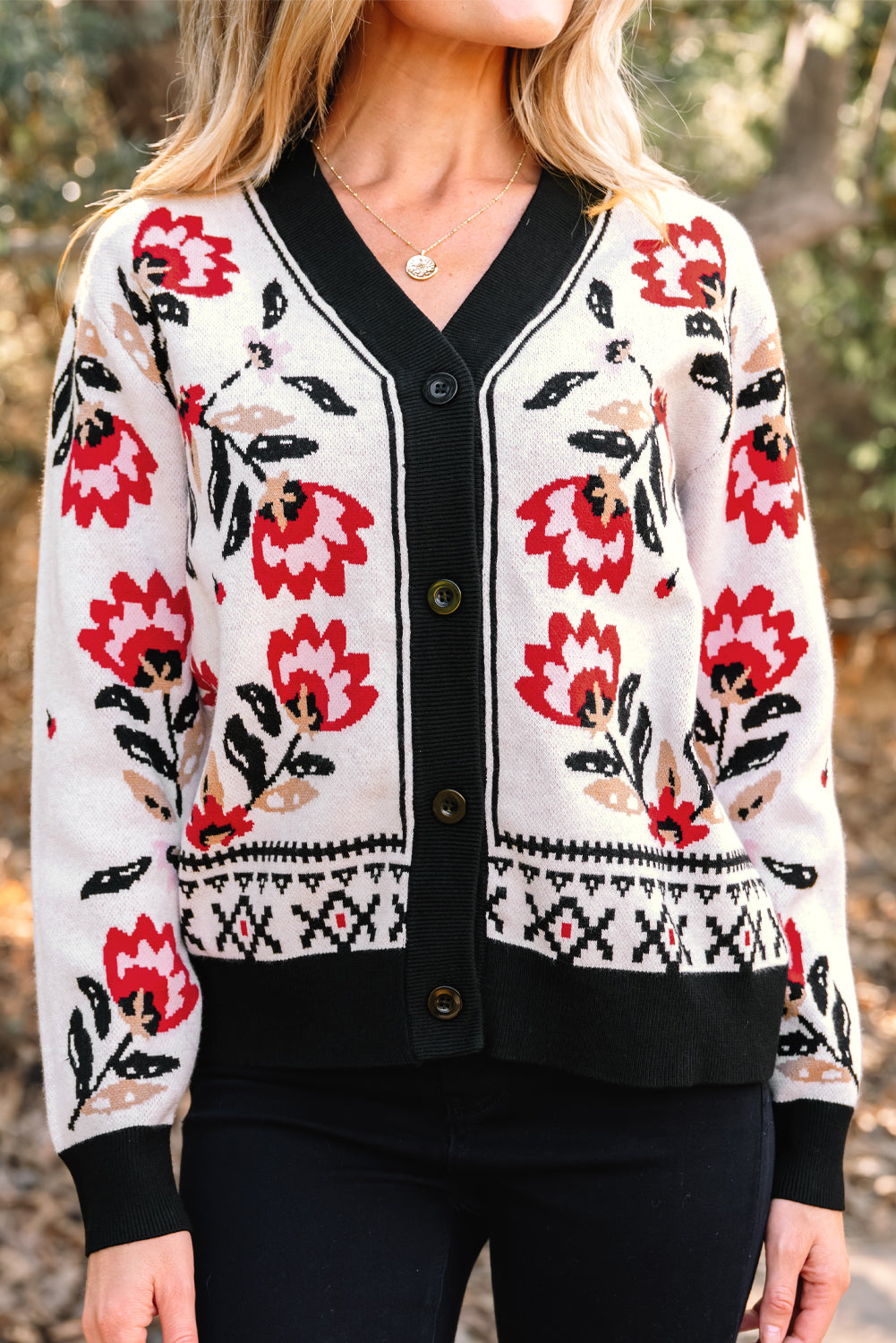 Cárdigan de punto con cuello de pico, botones delanteros y estampado floral beige