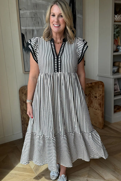 Vestido midi con cuello en V, manga corta con doble volante, ribete de contraste y rayas negras
