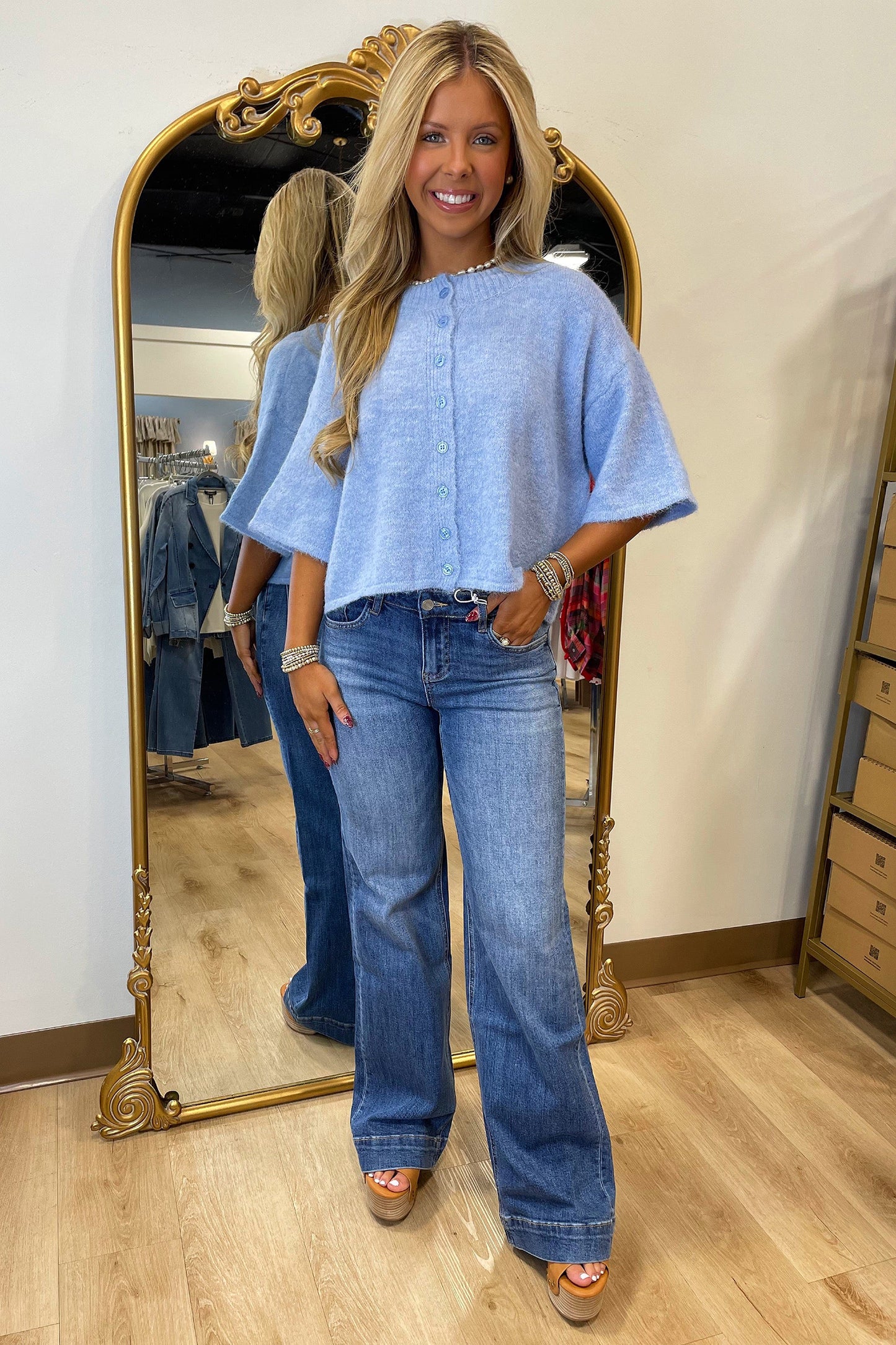 Cárdigan de punto holgado con cuello abotonado y manga 3/4 en azul Beau