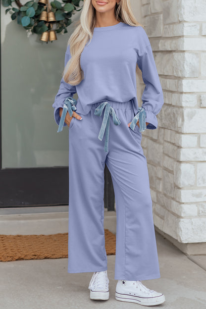 Top de manga larga con volante Beau Blue y pantalón con cordón, conjunto de salón de 2 piezas con lazo de terciopelo en contraste