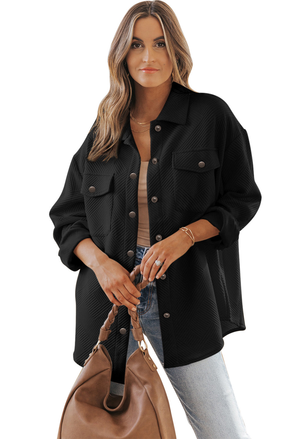 Chaqueta sólida negra texturizada con solapa y botones