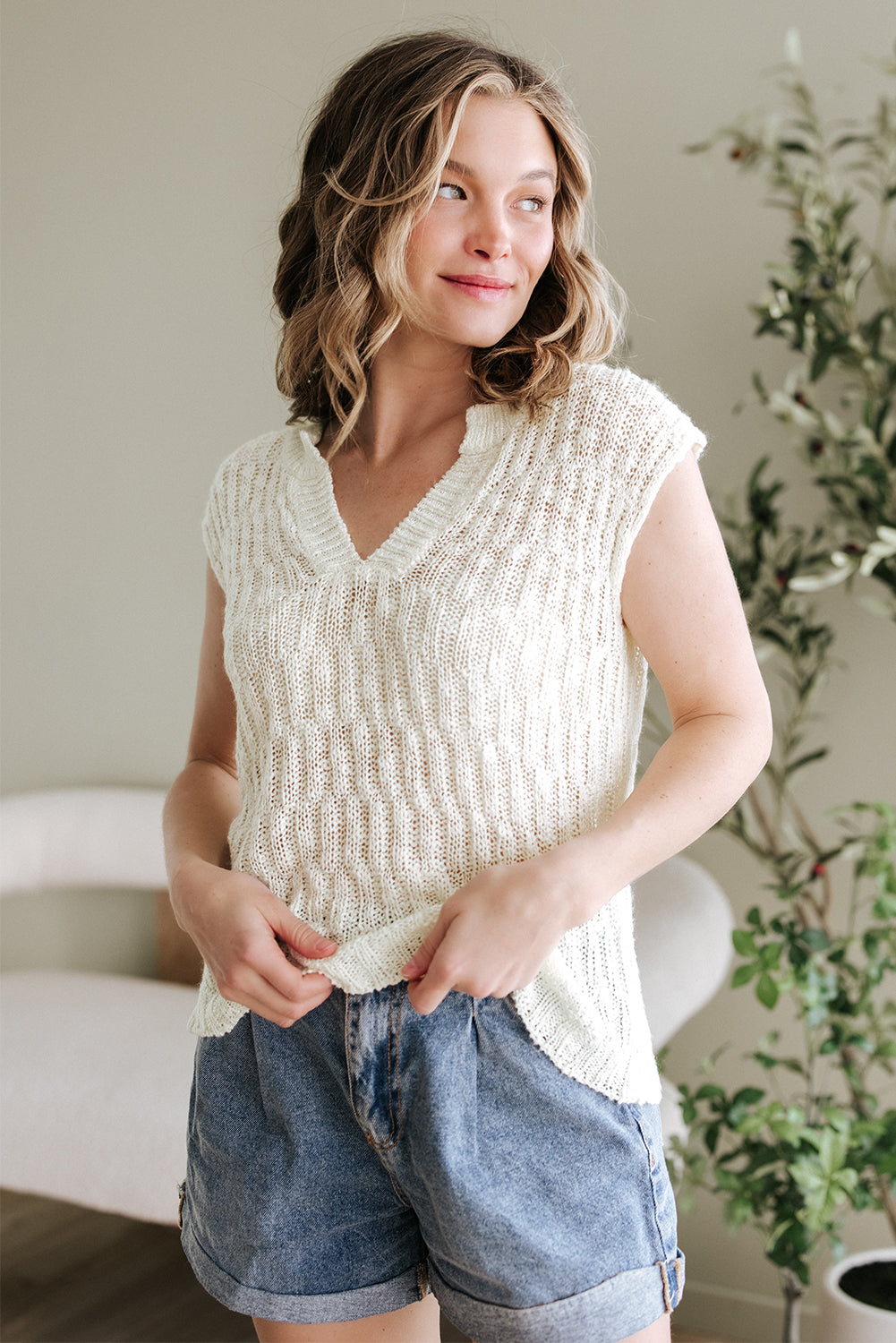 Beige Notched V Neck Short Sleeve Sweater - Snoopy's Closet