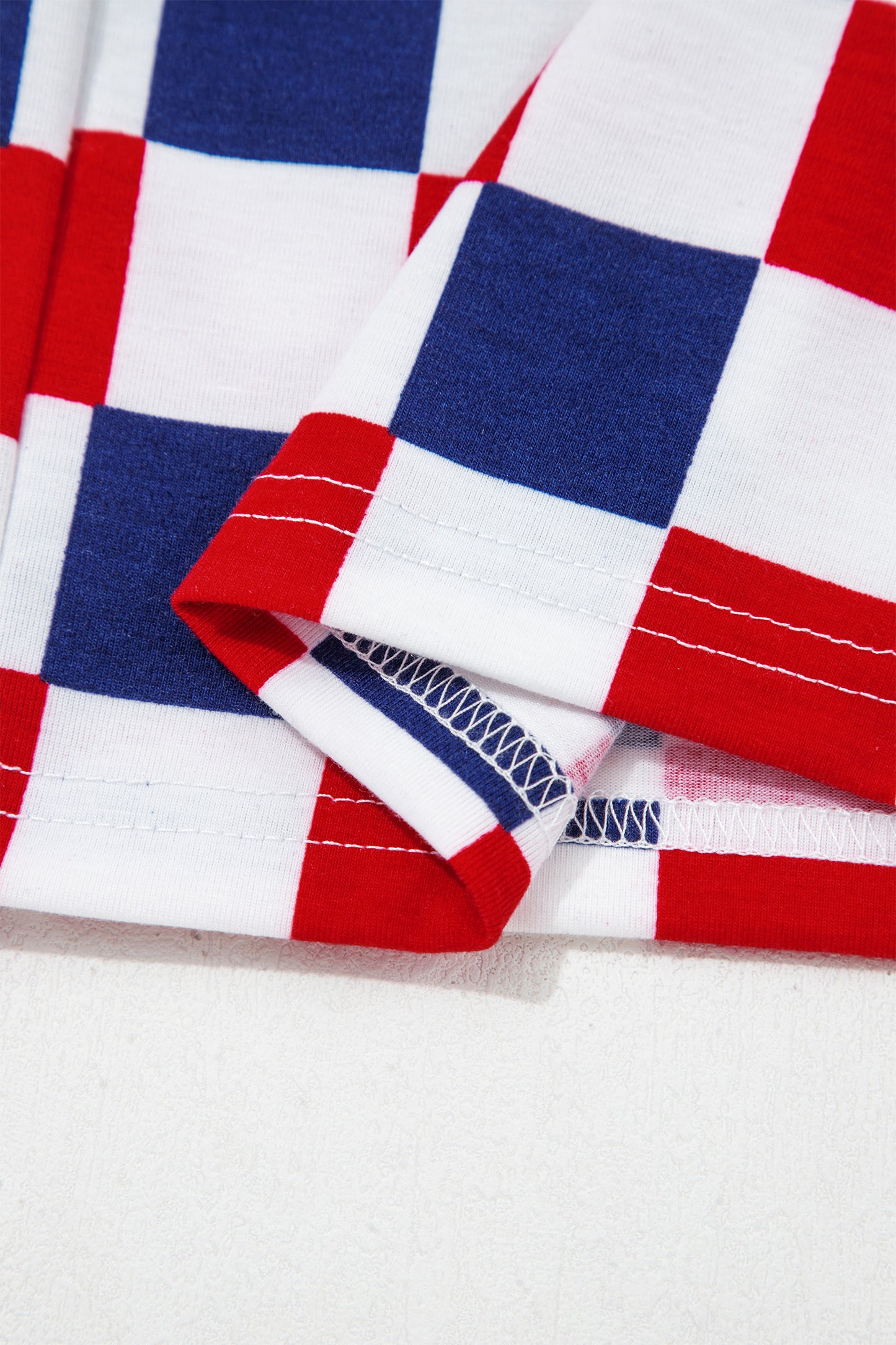 Pantalón de pernera ancha de talle alto con estampado a cuadros de dos tonos en rojo