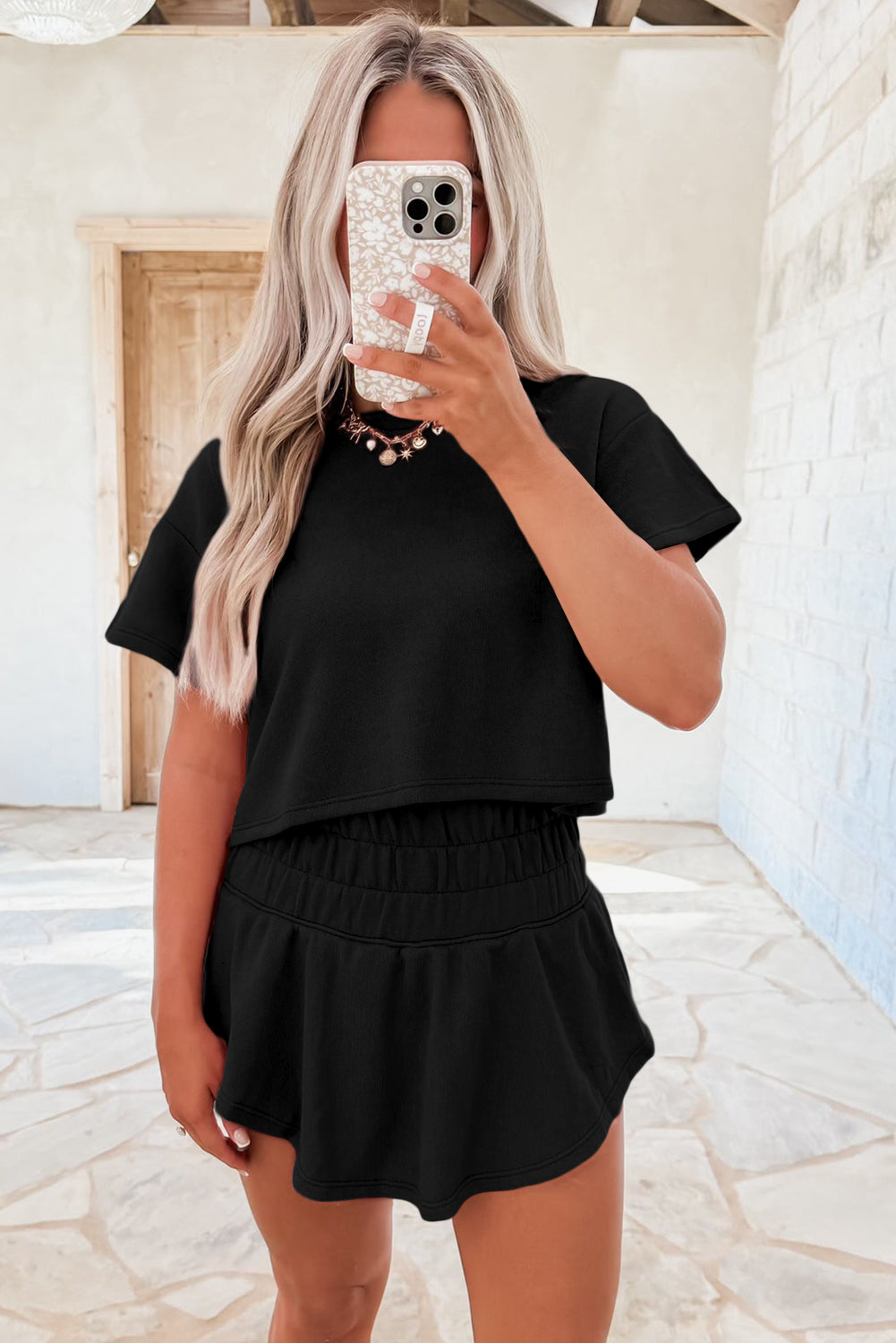Black 2pcs Cropped Tee and Ruffle High Waist Skort Set - Snoopy's Closet