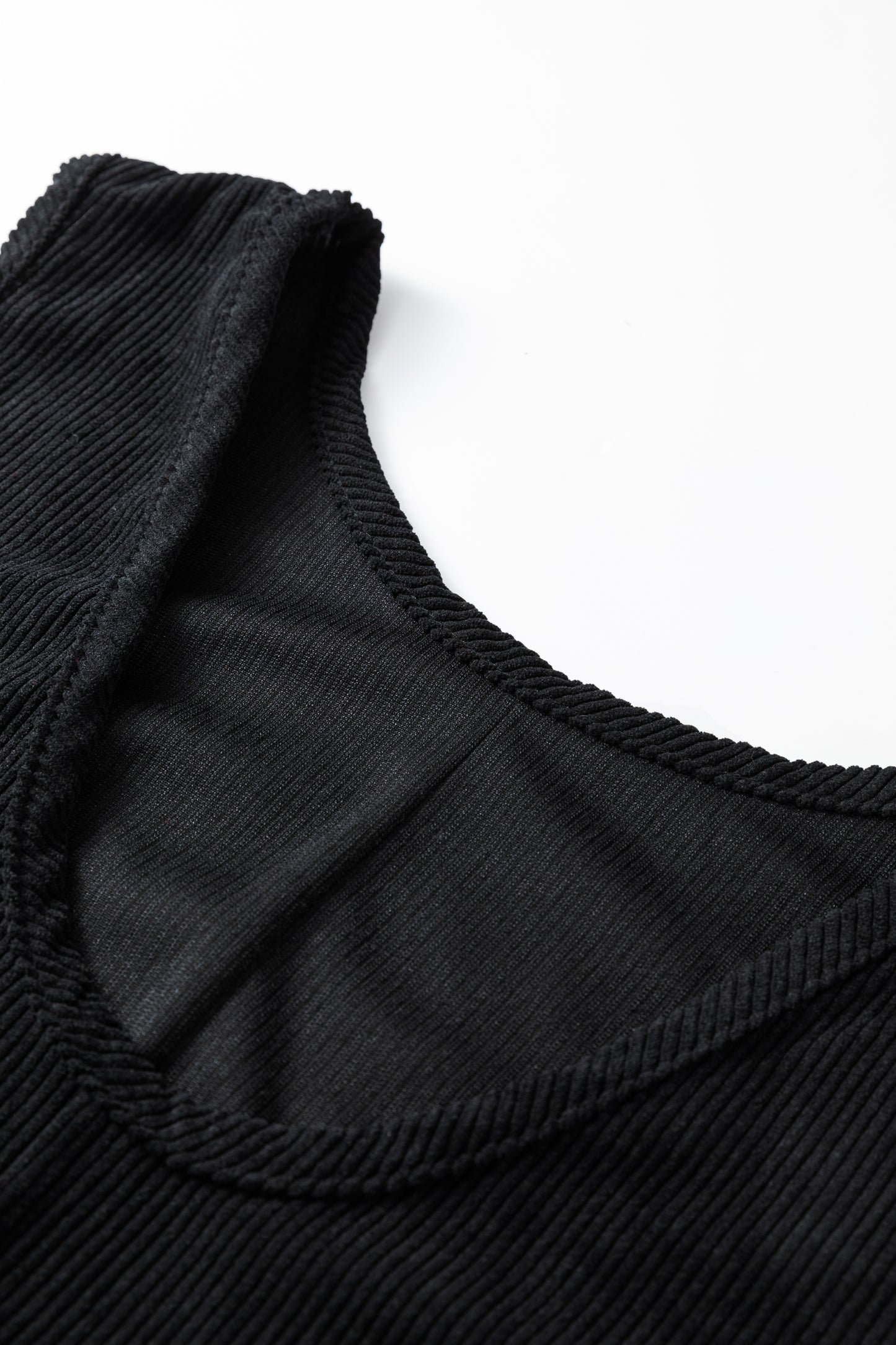 Minivestido Negro Sin Mangas de Pana Tallas Grandes con Bolsillos de Parche