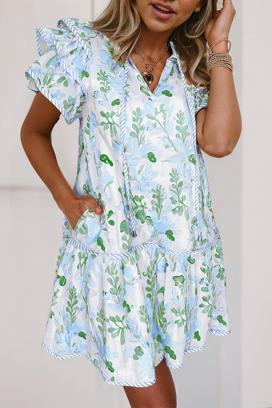 Minivestido de manga corta con capas, borde en contraste floral azul cielo