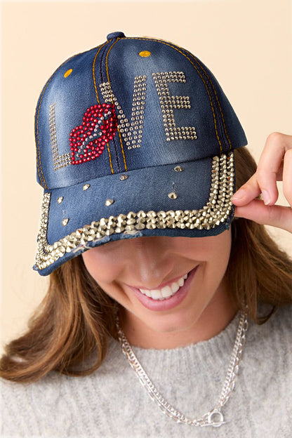 Gorra de béisbol de mezclilla Ashleigh con labio LOVE adornado con diamantes de imitación azules