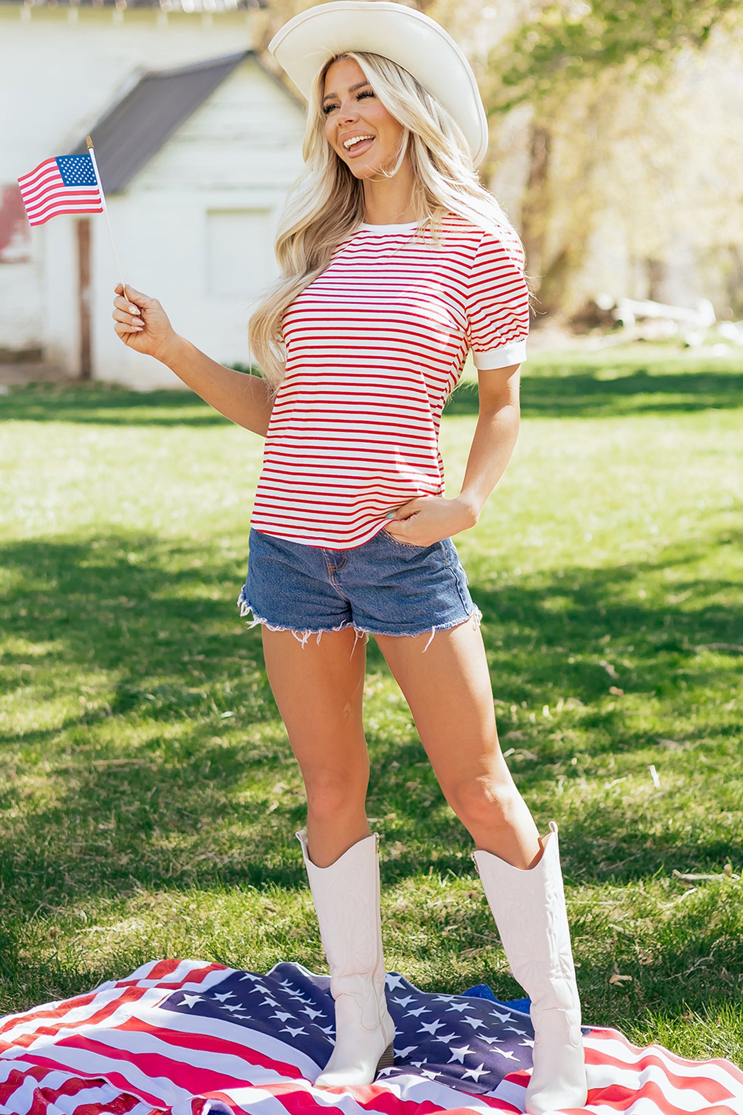 Red Stripe Contrast Trim Round Neck Short Puff Sleeve T Shirt - Snoopy's Closet