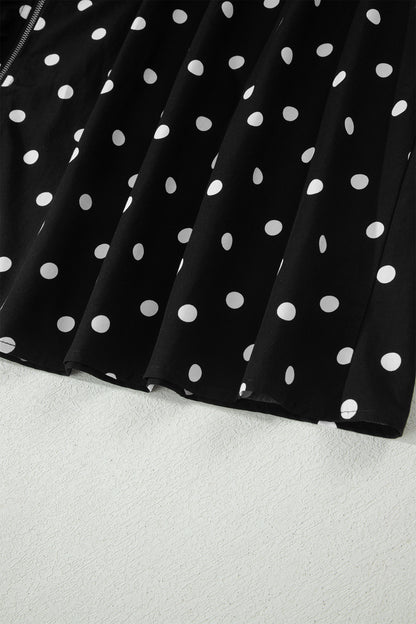 Vestido sin mangas con cremallera, cuello en V, ribete en contraste y estampado de lunares negros