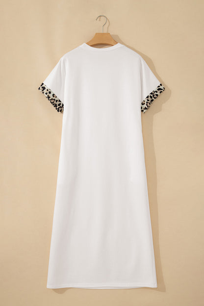 Vestido largo de manga corta con lazo de leopardo y contraste blanco