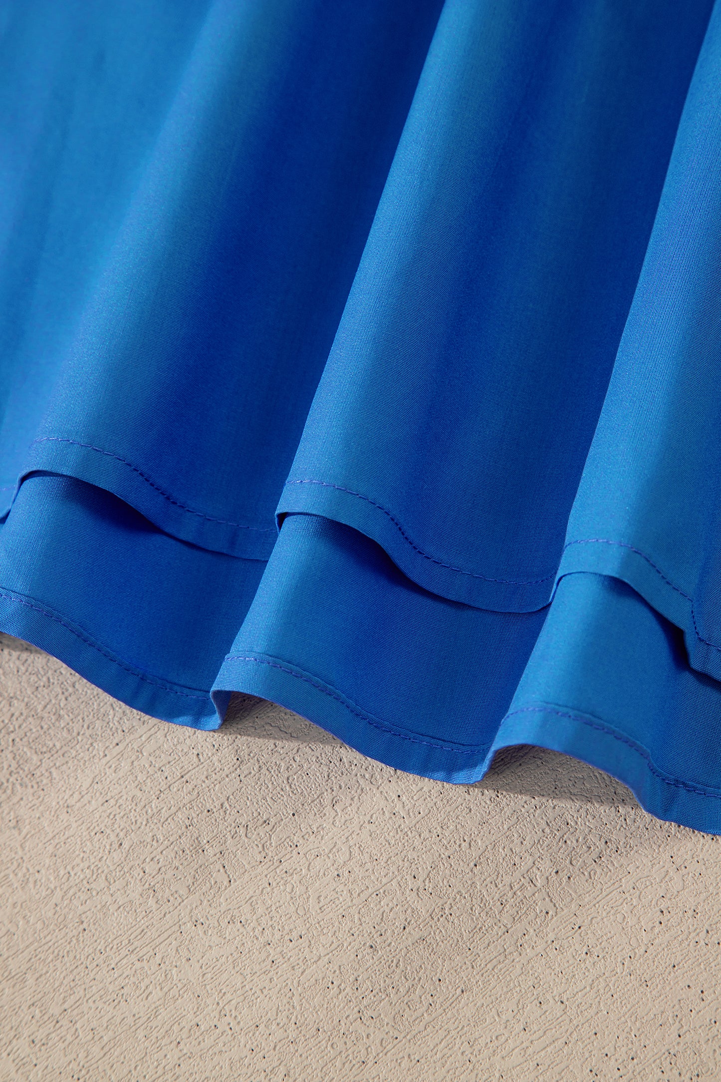 Blusa de manga corta con volantes, cuello con volantes a rayas azul cielo