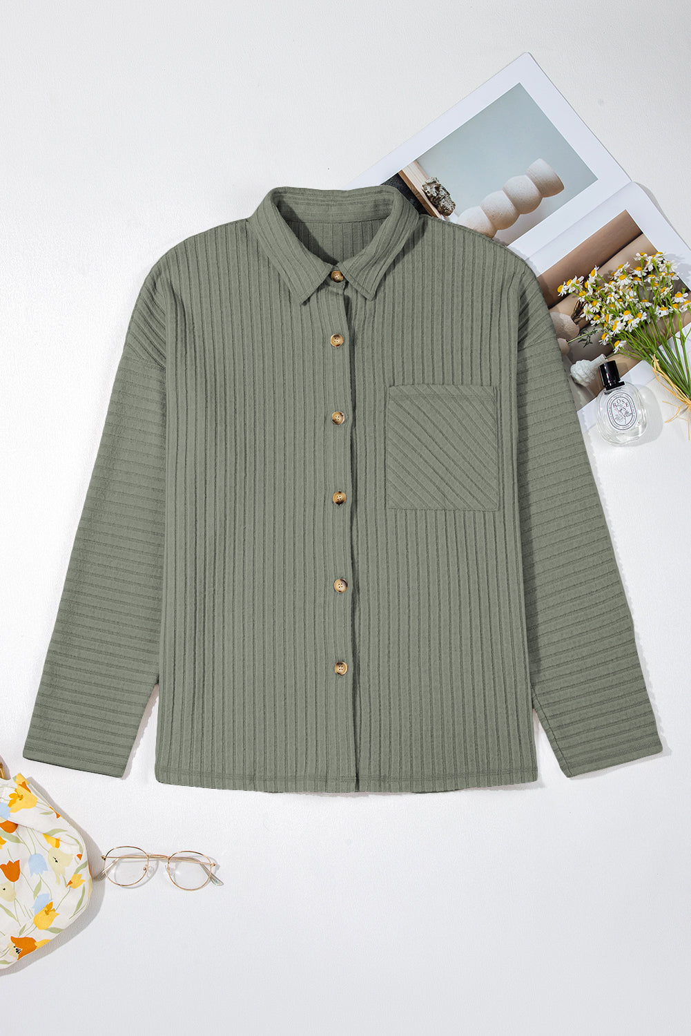 Chaqueta camisa Mist Green térmica acanalada con textura, hombros caídos y botones