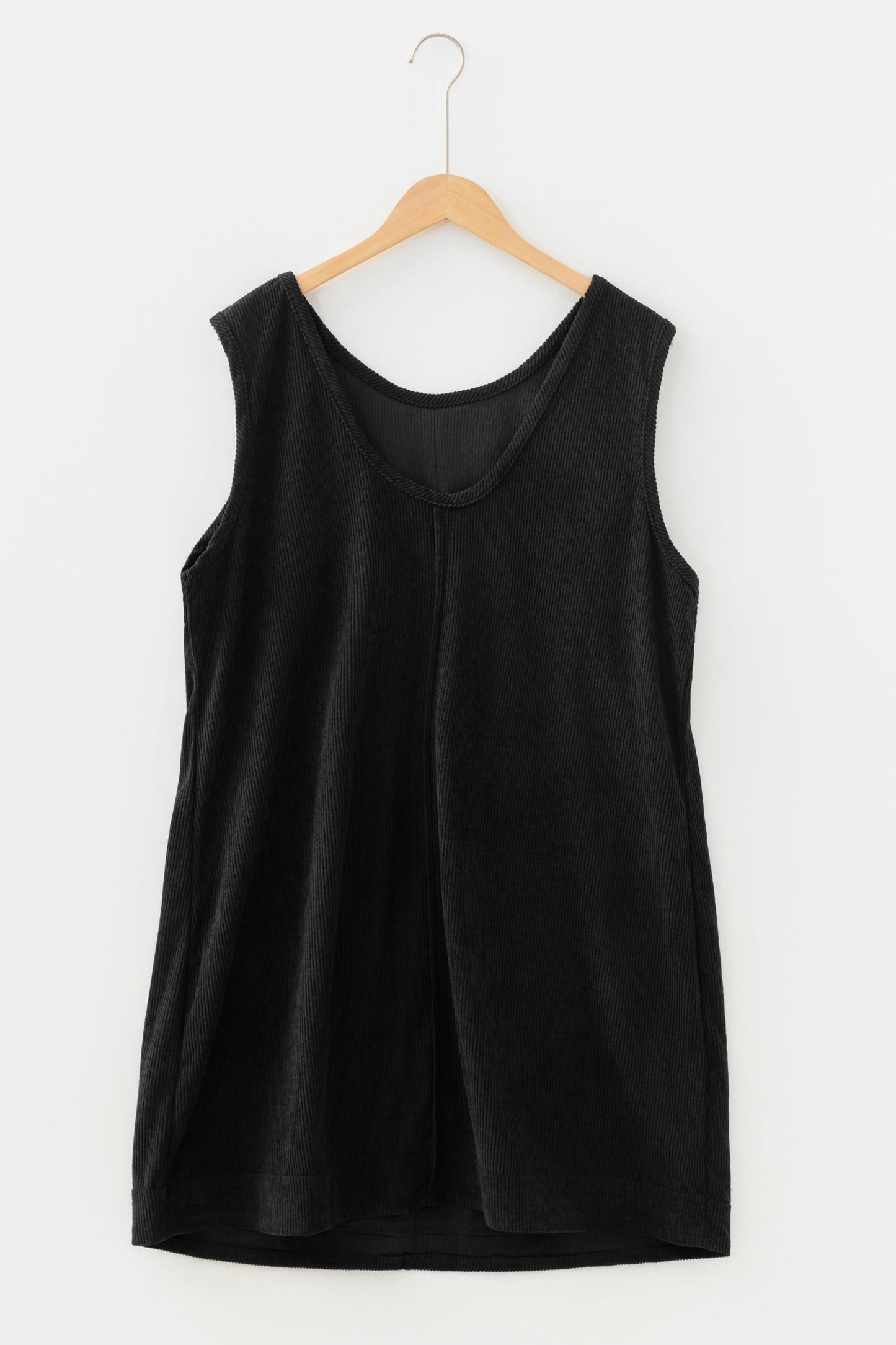 Minivestido Negro Sin Mangas de Pana Tallas Grandes con Bolsillos de Parche