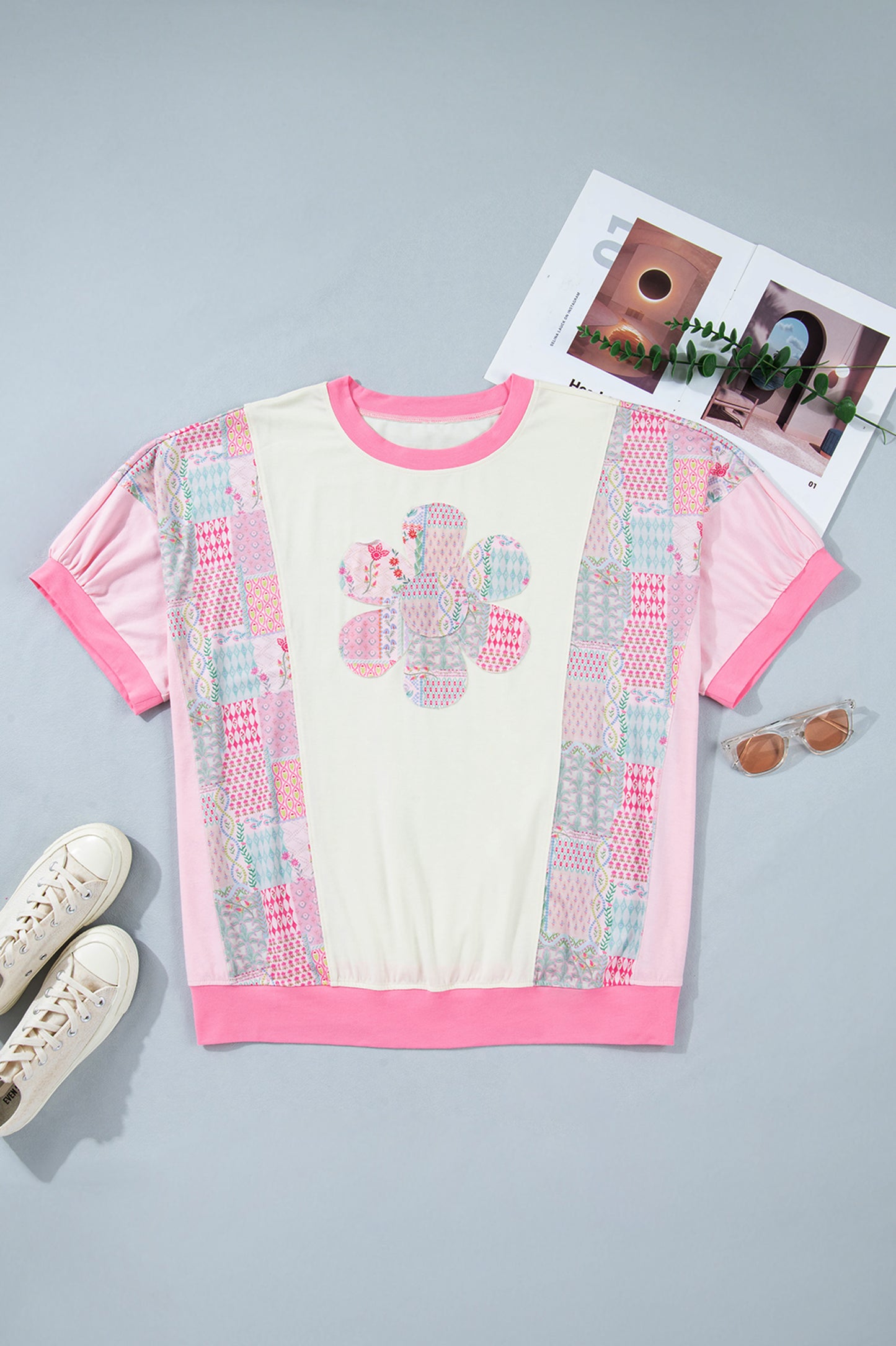 Camiseta de algodón de manga corta con estampado floral patchwork y bordado, talla grande, color beige