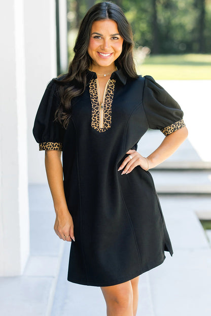 Vestido Mini Acampanado de Manga Corta Abullonada con Cuello de Cremallera y Retales de Leopardo Negro