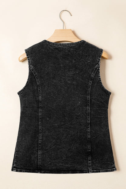 Chaleco vaquero negro con botones delanteros y abertura