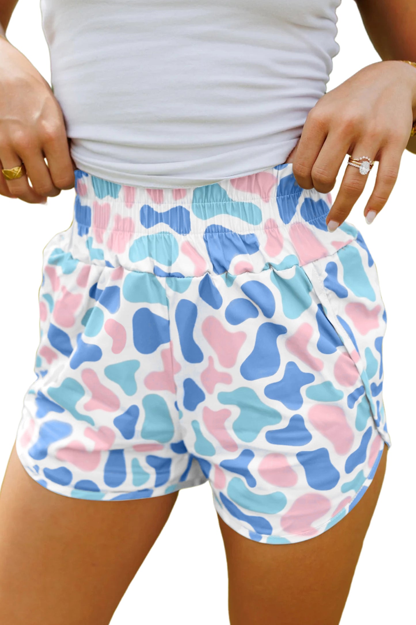 Pantalones cortos deportivos fruncidos de cintura alta con estampado de camuflaje azul cielo