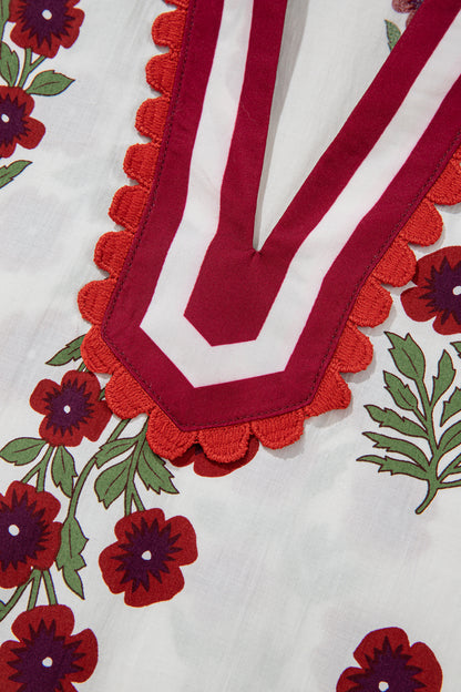 Blusa de Algodón Blanca Talla Grande con Estampado Floral, Ribete de Ricrac y Manga Corta