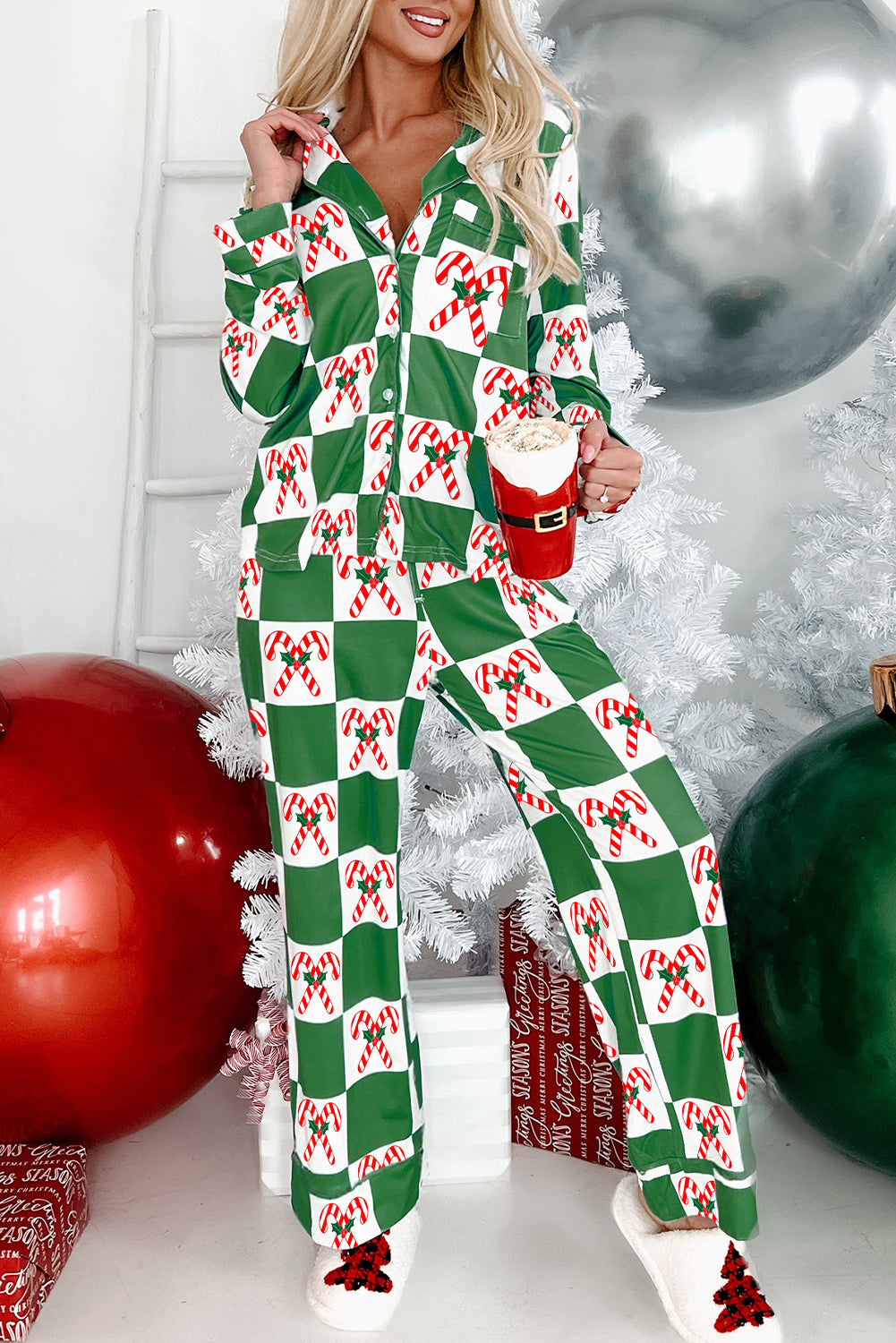 Green Holly Jolly Checkered Pattern 2pcs Long Pajama Set - Snoopy's Closet