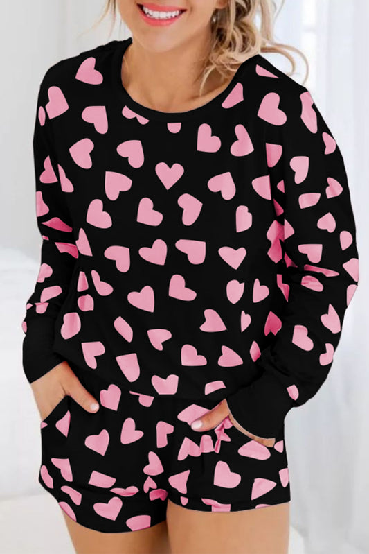 Conjunto de pantalón corto y top de manga larga con estampado de corazón en forma de San Valentín negro