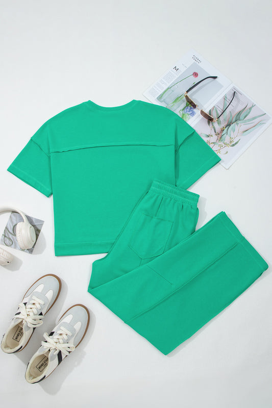 Conjunto de camiseta holgada con hombros caídos y pantalones barrel en verde menta