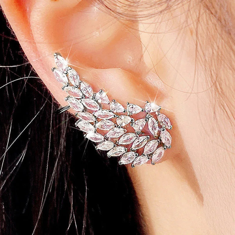 Pendientes de puño de hoja dorada con diamantes de imitación de cristal marquesa para mujer, fiesta, estilo romántico, joyería de moda, aleación chapada en oro