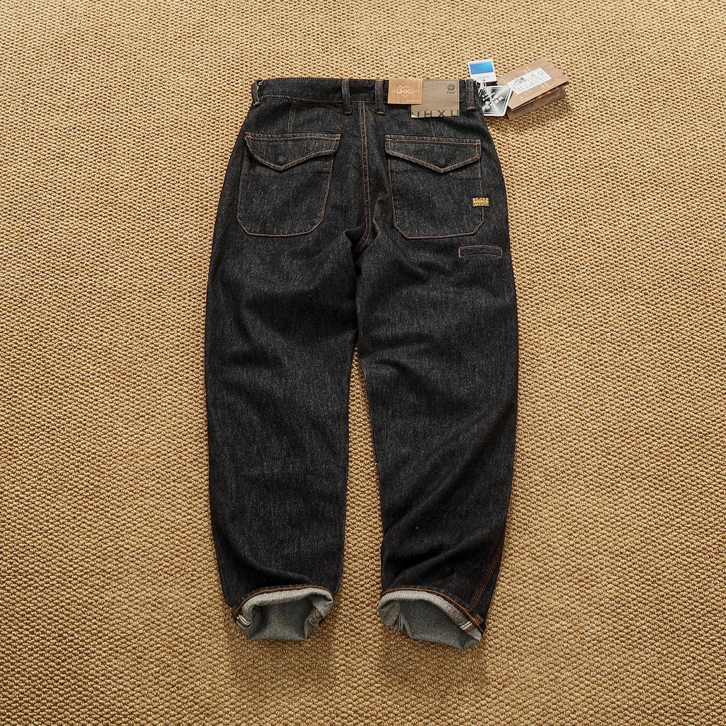 Jeans cónicos casuales rectos lavados de mezclilla de alta gama con corte 3D, peso pesado, estilo retro americano, cómodos, a la moda para hombres, Otoño 2025