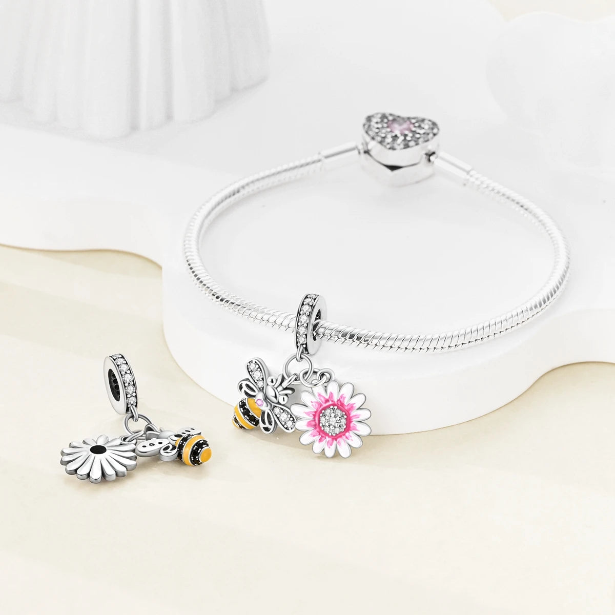 New Arrivals Silver Plated Cute Pet Moon Luminous Firefly Charms Fit Original Bangle Beads Pendent Dangle Bracelet DIY Jewelry