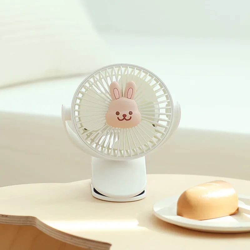 Ventiladores coreanos para cochecitos de bebé, ventilador portátil de clip para exteriores, lindo oso, conejo, ventilador eléctrico de mano recargable para el hogar, 3 velocidades
