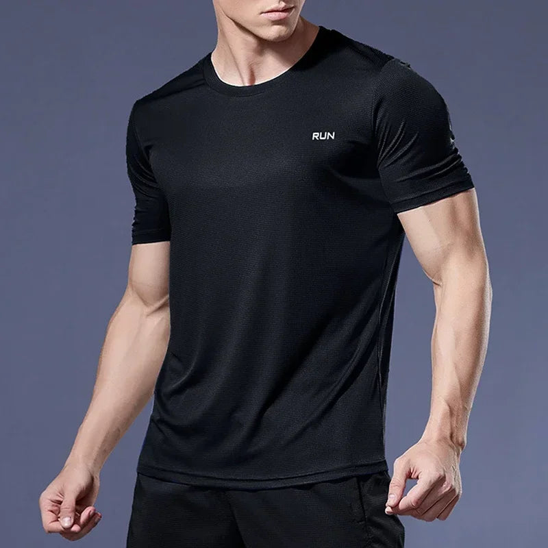 Camiseta de verano elástica para hombre, transpirable, de seda helada, de manga corta, casual, de secado rápido, para gimnasio, correr, ropa masculina