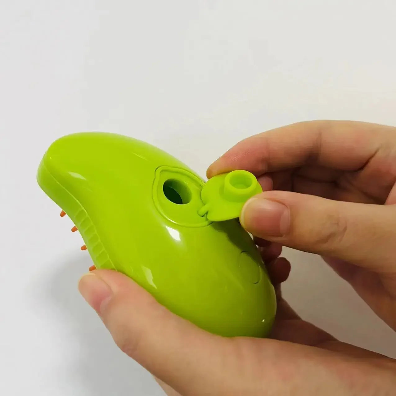 Cepillo de vapor giratorio para gatos y perros, peine eléctrico pulverizador para eliminar el pelo, cepillo de gato de silicona suave para masaje, peine de aseo, accesorios para mascotas