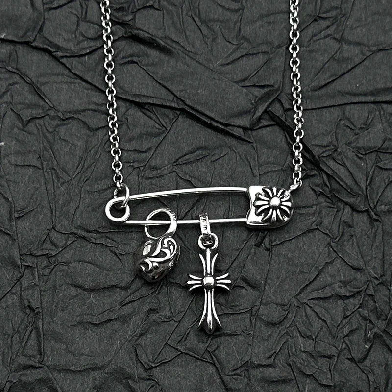 Plata de Ley S925, Retro y Antiguo Collar con Colgante de Corazón de Melocotón y Cruz, Personalidad Europea y Americana para Hombres y Mujeres