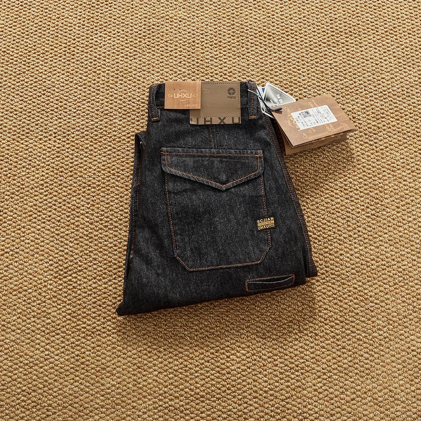 Jeans cónicos casuales rectos lavados de mezclilla de alta gama con corte 3D, peso pesado, estilo retro americano, cómodos, a la moda para hombres, Otoño 2025