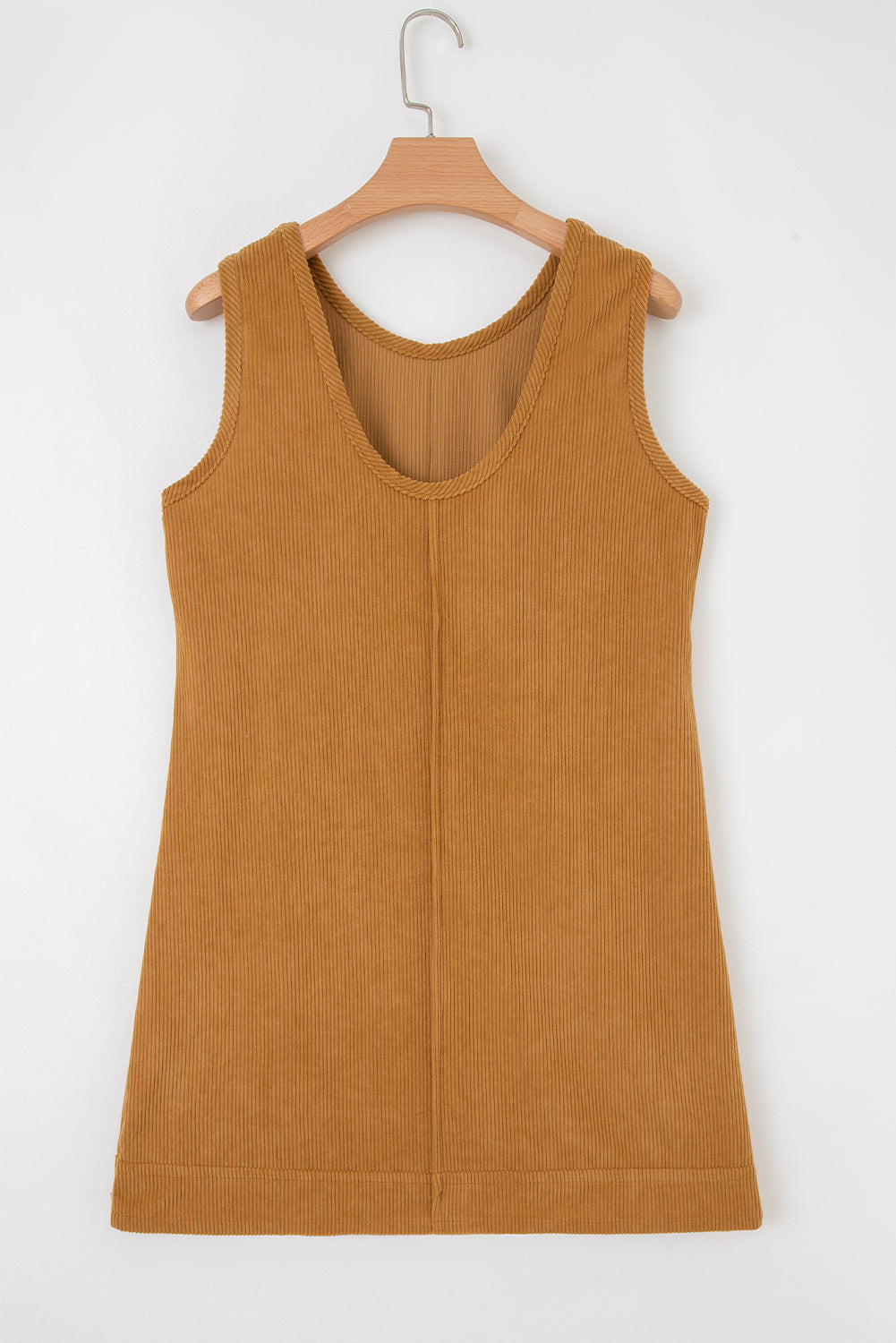 Minivestido de pana beige sin mangas con bolsillos de parche