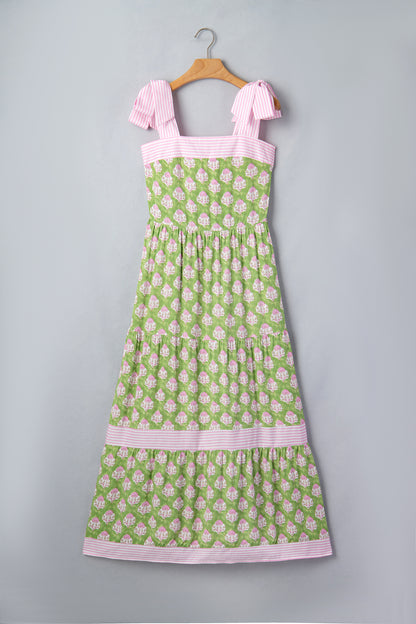 Vestido Maxi con Estampado Floral Verde, Detalles Rayados y Tirantes con Nudo