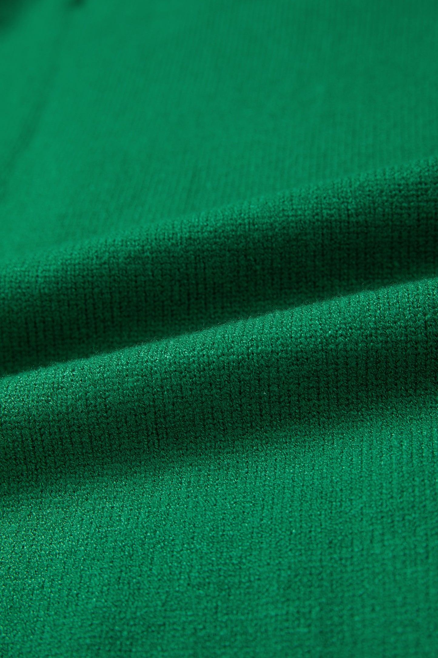 Suéter de manga corta con cuello simulado, ribete acanalado y herraduras con cordones en verde brillante