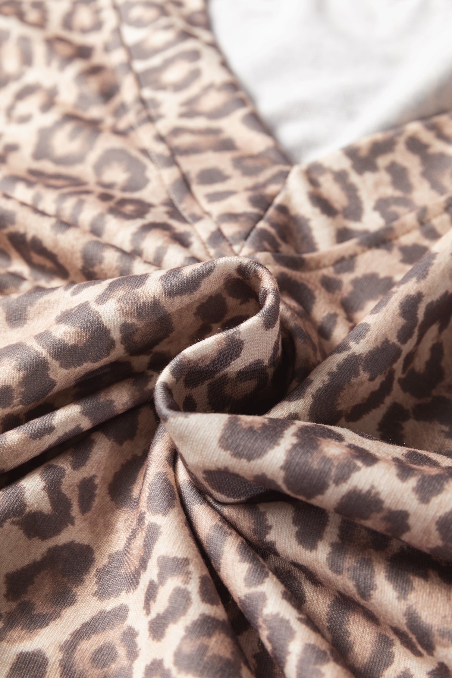 Light French Beige Leopard Print V Neck Pullover Mini Skirt 2pcs Set - Snoopy's Closet