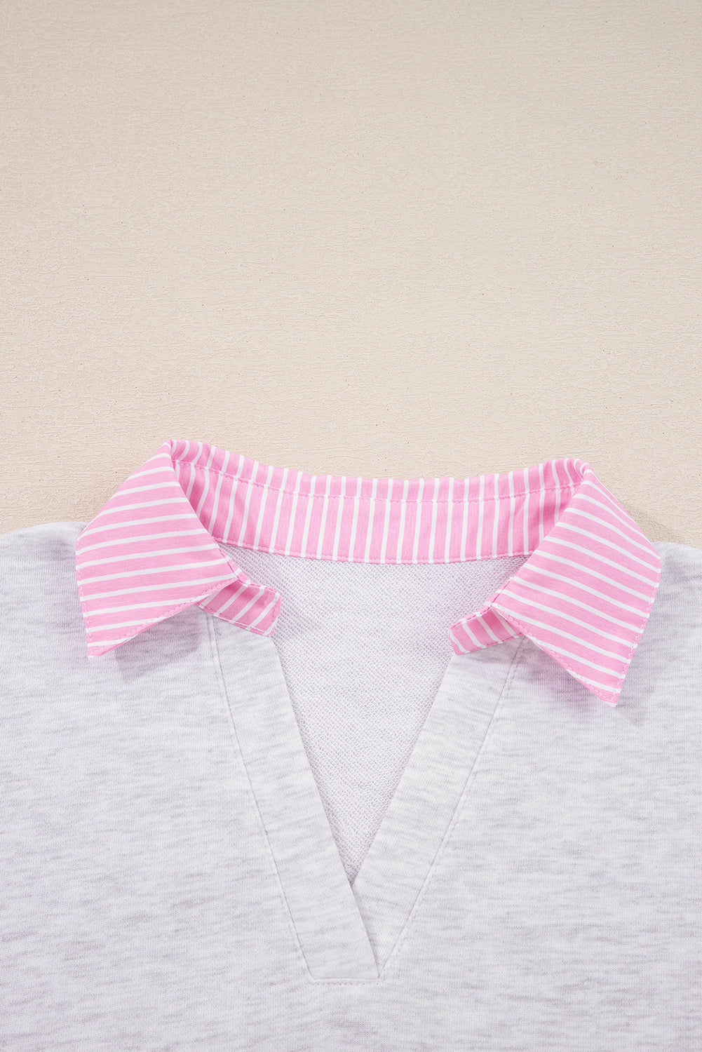 Light Grey 2pcs Contrasted Trim Frilled Collar Drop Shoulder Pullover Drawstring Pant Set - Snoopy's Closet