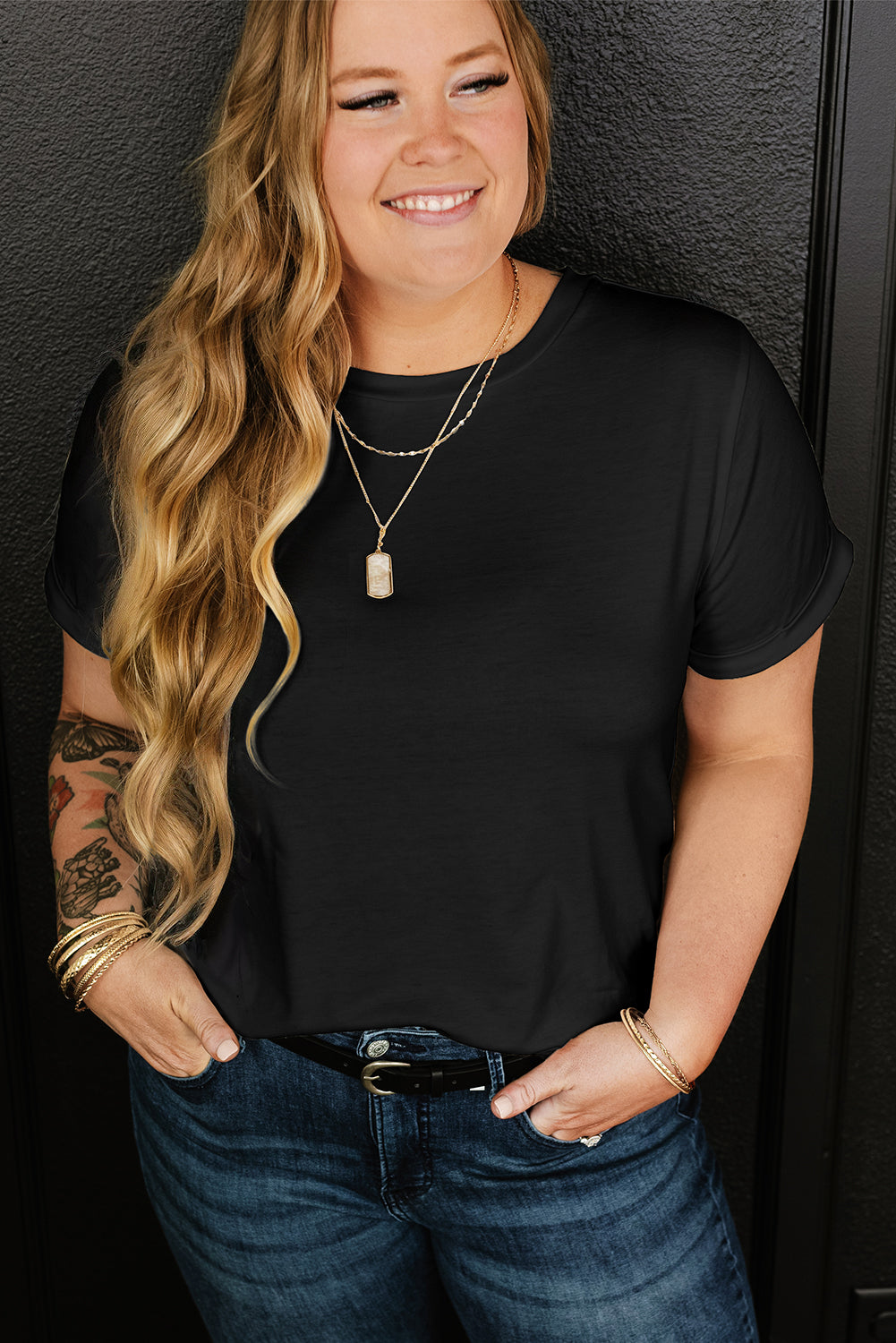Black Round Neck Rolled Sleeve Plus Size T-shirt - Snoopy's Closet