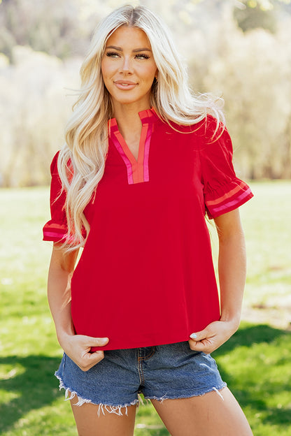 Blusa Roja Fuego a Rayas con Volantes en el Cuello y Mangas Cortas con Vuelos