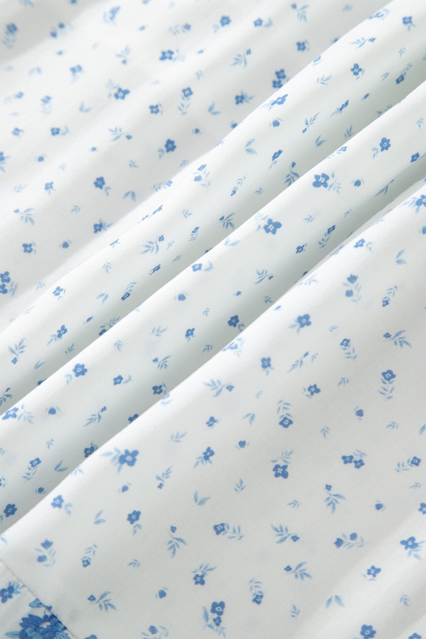 Falda larga bohemia de cintura alta azul cielo con estampado floral pequeño