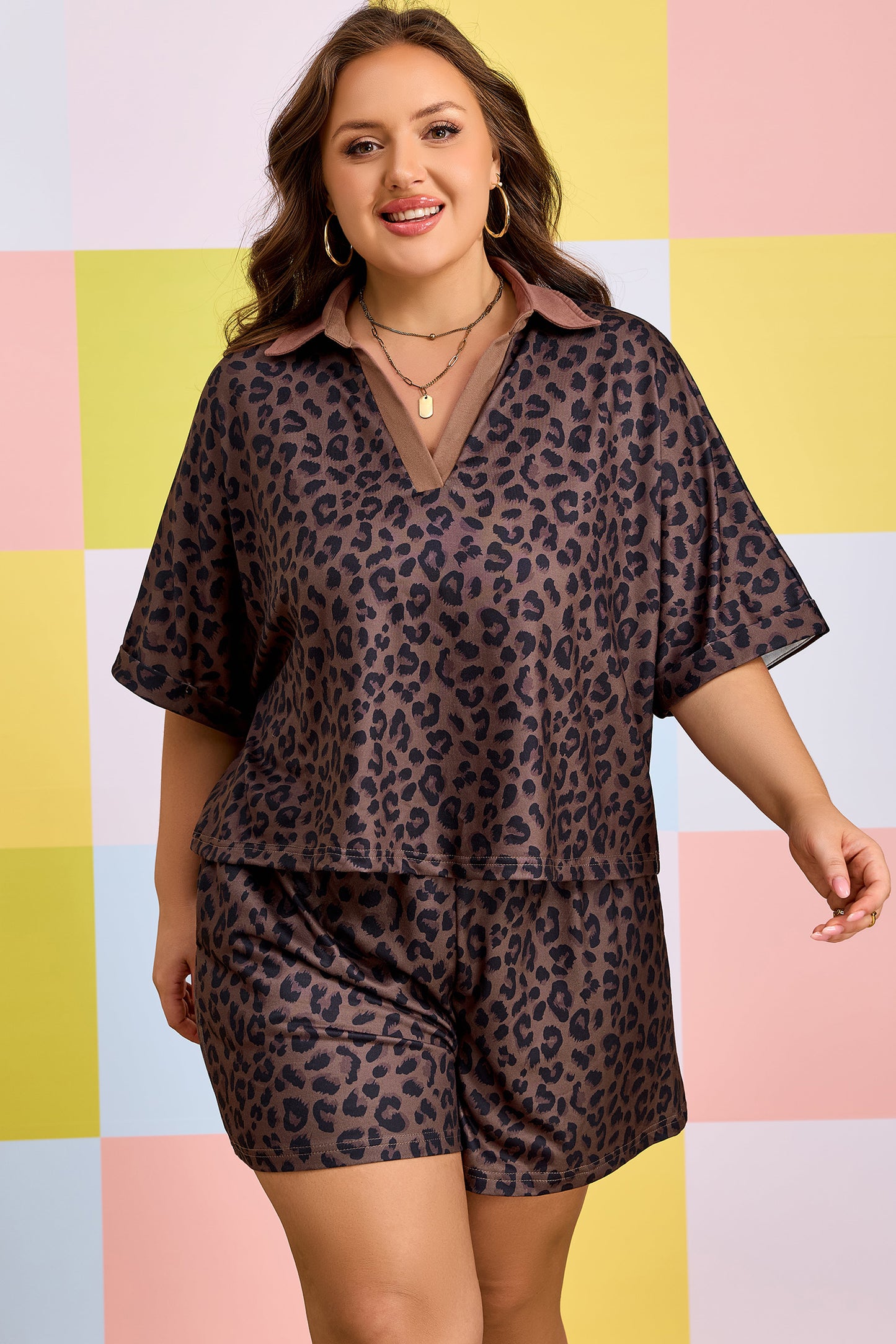 Conjunto corto de leopardo talla grande color café