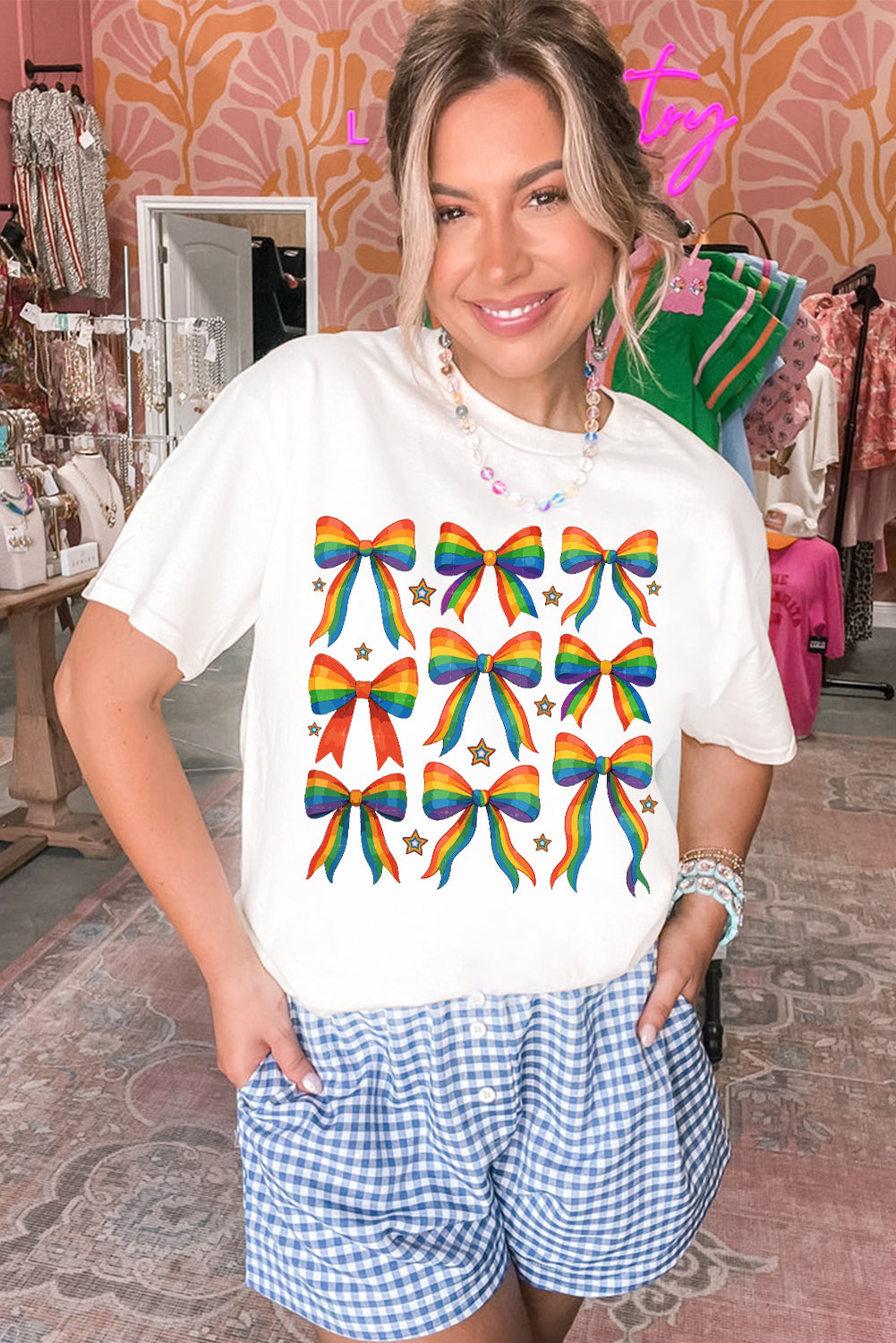 Camiseta de mezcla de algodón con estampado de estrellas y lazo, orgullo blanco